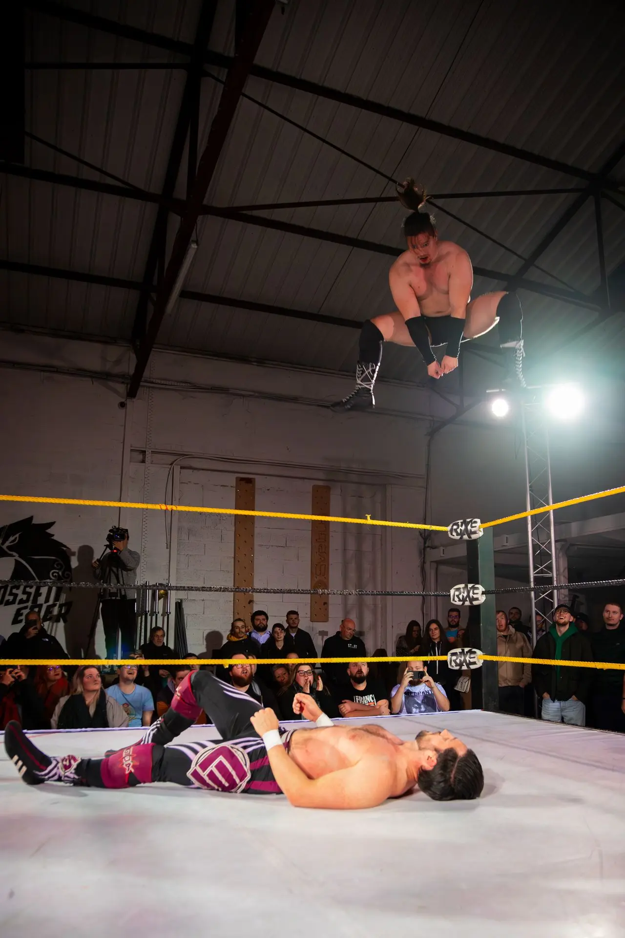 Lucas Menil VS Helios
