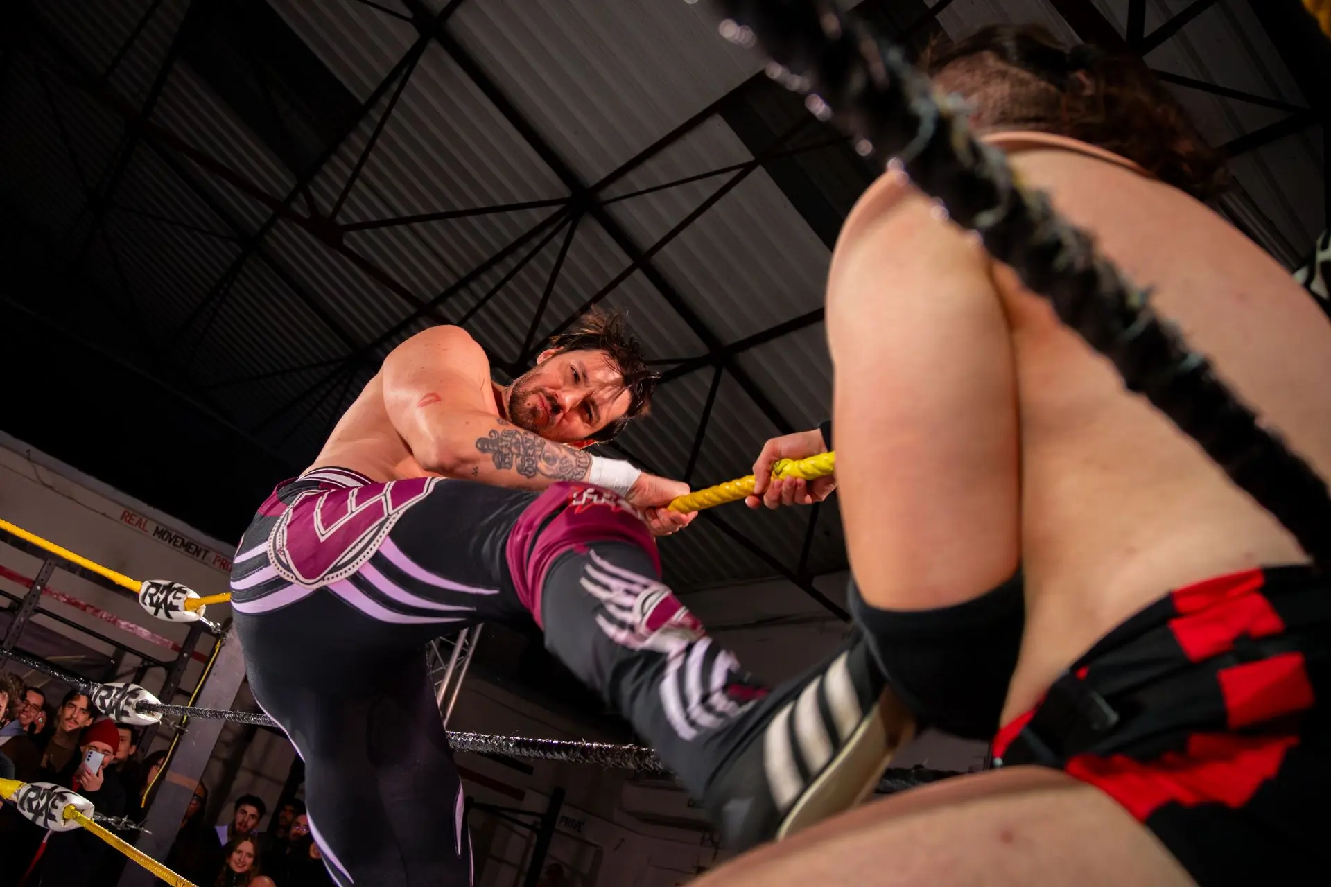Lucas Menil VS Helios